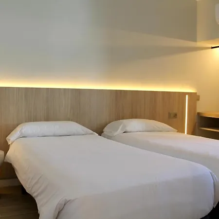 Makai Aparthotel