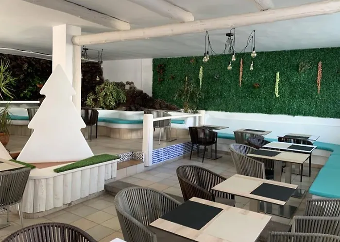 Aparthotel Makai 4*